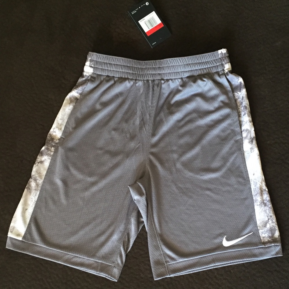 Boys Nike DRI-FIT gray shorts Large NWT
